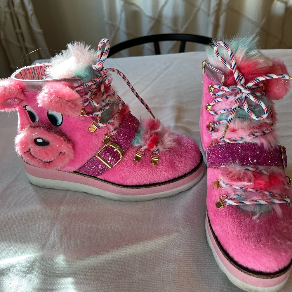 Irregular Choice plushie bear sneakers sz 9